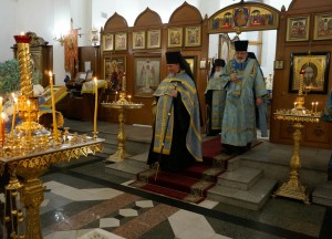 В Богоявленском епархиальном мужском монастыре совершили всенощное бдение  с литией., 