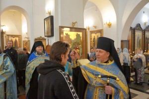 В Богоявленском епархиальном мужском монастыре совершили всенощное бдение  с литией., 