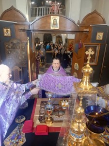 В Неделю 4-ю Великого поста Игумен Нестор (Болков) возглавил Божественную Литургию в Богоявленском мужском монастыре города Челябинска., 