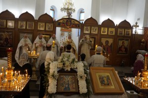 В Крещенский Сочельник Игумен Нестор (Болков ) возглавил Божественную Литургию в Богоявленском мужском монастыре., 