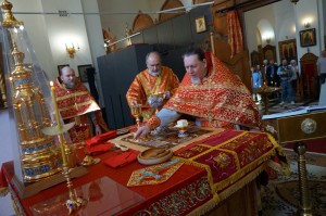 В Неделю 6-ю по Пасхе, о слепом, Игумен Нестор (Болков) совершил Литургию в Богоявленском мужском монастыре Челябинска., 