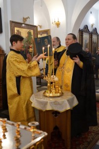 В Богоявленском епархиальном мужском монастыре Игумен Нестор (Болков ) возглавил Всенощное бдение с литией., 