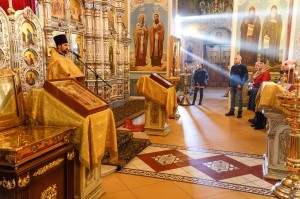 Игумен Нестор (Болков ) принял участие в Божественной Литургии в Свято-Симеоновском кафедральном соборе., 