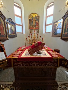 В день памяти жен-мироносиц Игумен Нестор (Болков ) совершил Божественную Литургию в Богоявленском мужском монастыре  Челябинска., 