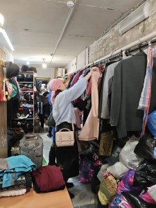 В Богоявленском  мужском монастыре  состоялась  благотворительная раздача одежды и обуви., 